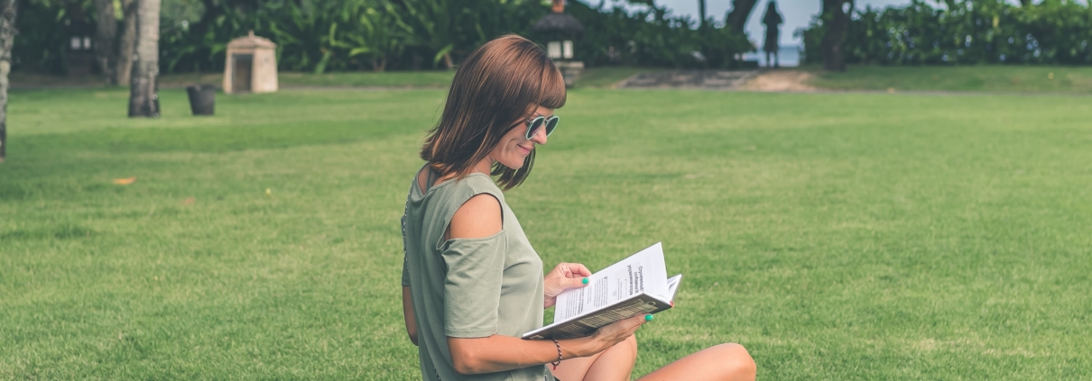 WomanReading